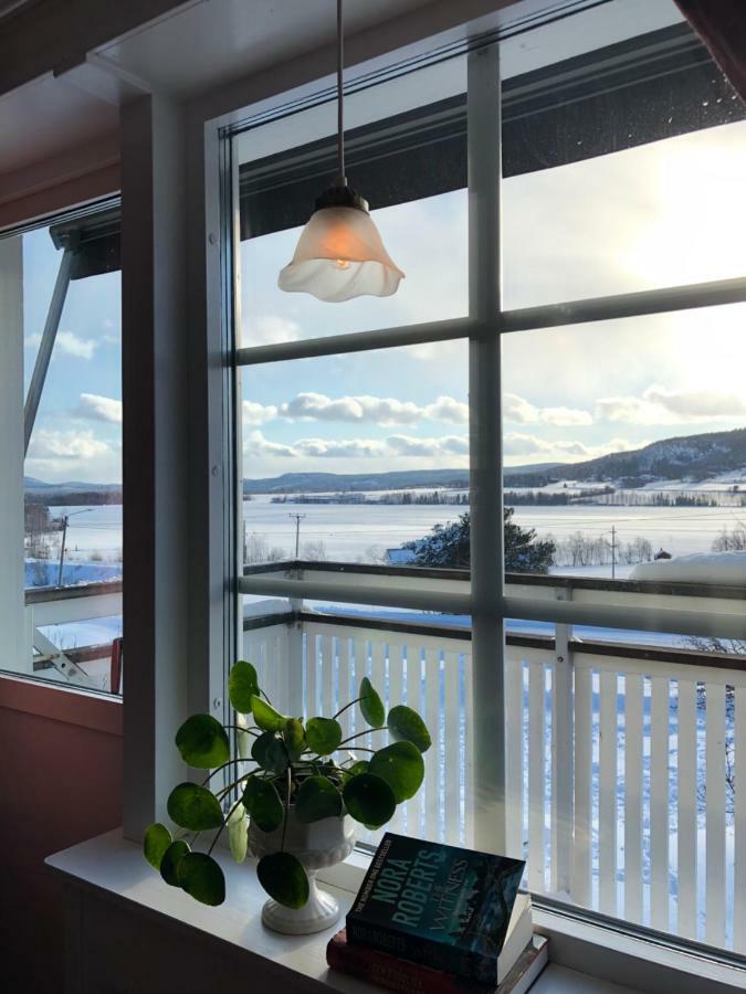 Villa Utanfoer Oernskoeldsvik, Hoega Kusten Экстерьер фото